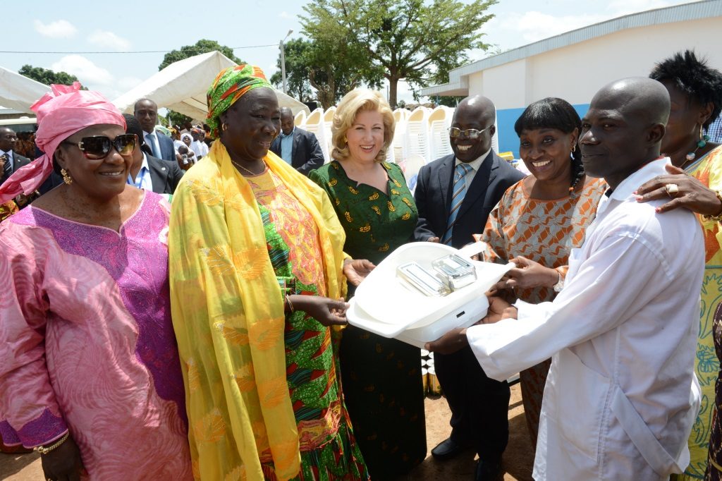 First Lady Dominique Ouattara offered donations in kind and cash to the populations