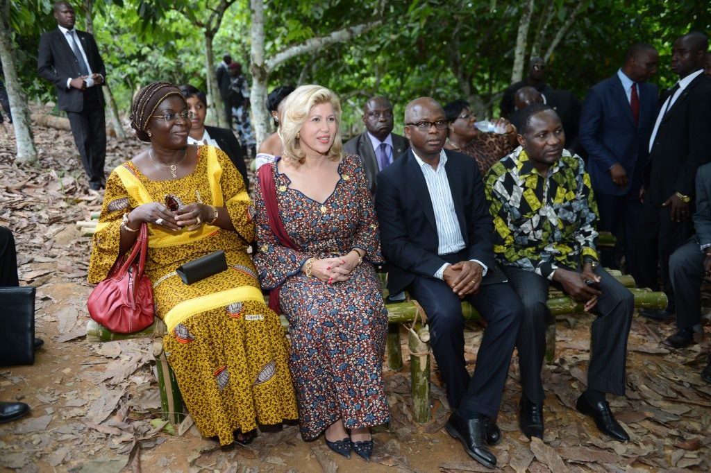 dominique-ouattara-plantation-cafe-caco-gbiadji.jpg