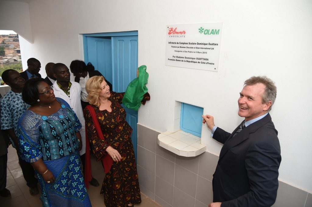 La Première Dame inaugure le complexe scolaire « Dominique Ouattara » de San-Pedro