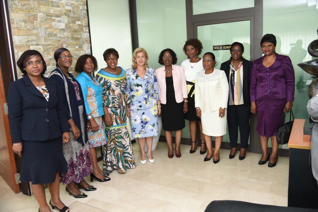 After the President, Dominique Ouattara has received her yearbook of women's skills in Côte d’Ivoire