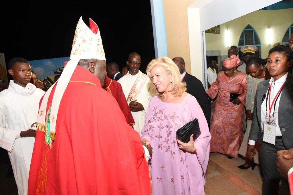 Odienné :Dominique Ouattara célèbre la pentecôte à la cathédrale