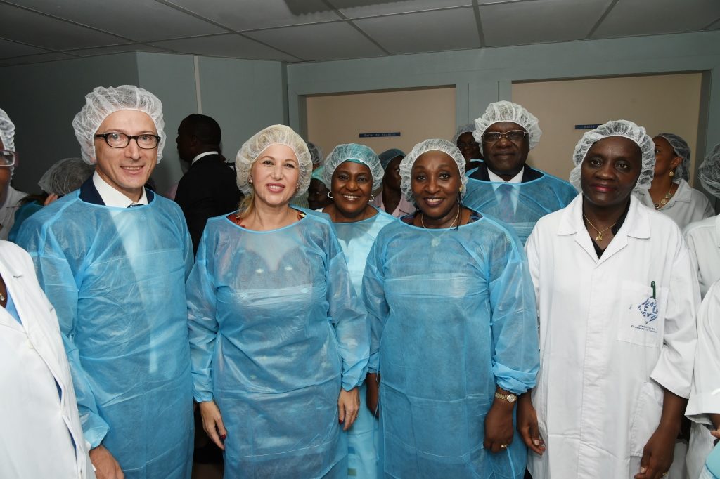 Dominique Ouattara  réhabilite le centre de néonatalogie et le bloc de gynéco-obstétrique