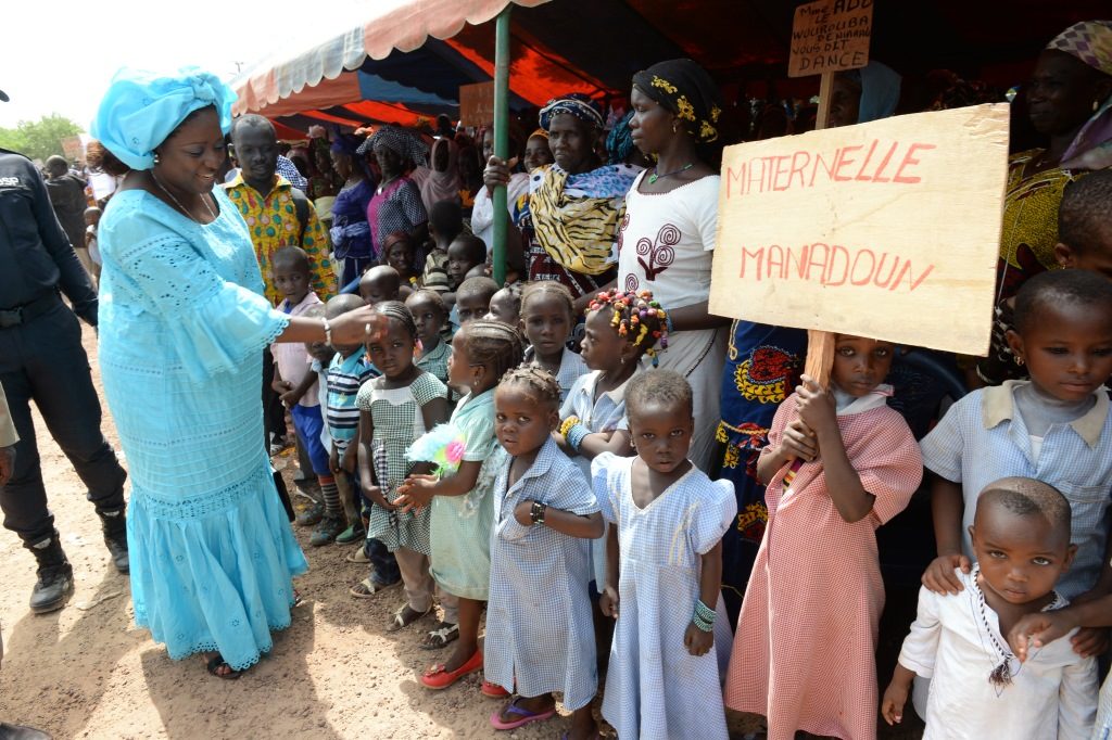 District du Denguélé :La Première Dame fait  des dons de plus de 200 millions F CFA aux populations de Samatiguila et Kaniasso