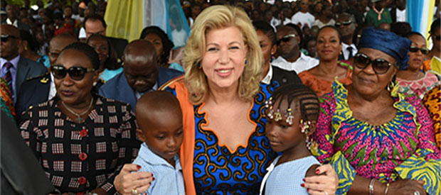 Dominique Ouattara inaugure et équipe une école maternelle portant son nom à Agou