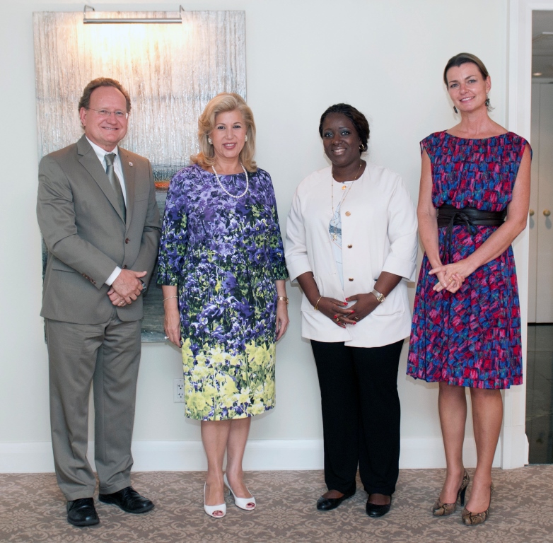 On a working visit In Washington: The First Lady received at the headquarters of the African Development Foundation