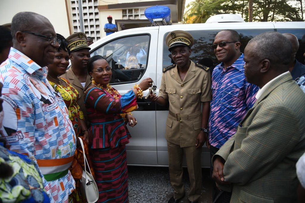 Plus de 120 millions F CFA en dons offert aux populations au nom de Dominique Ouattara