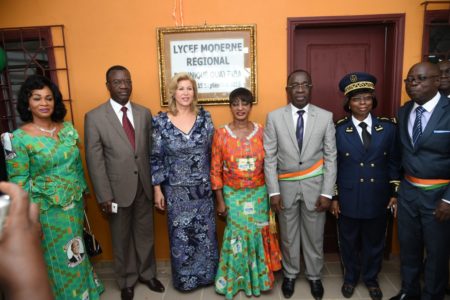 The First Lady inaugurated the modern regional secondary school "Dominique Ouattara" of Assouba