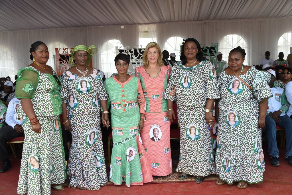 First Lady Dominique Ouattara "sells" ADO