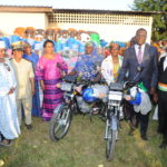 la-premiere-dame-dominique-ouattara-a-offert-de-nombreux-dons-aux-femmes-du-departement-de-bongouanou.jpg