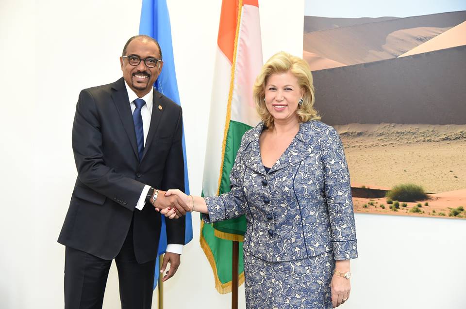 dominique-ouattara-lutte-contre-le-vih-sida-3.jpg