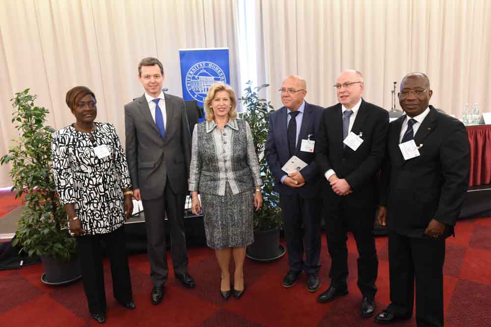 madame-dominique-ouattara-premiere-dame-de-cote-d-ivoire-a-preside-la-ceremonie-d-ouverture-du-3-eme-congres-international-contre-la-famine-en-allemagne.jpg