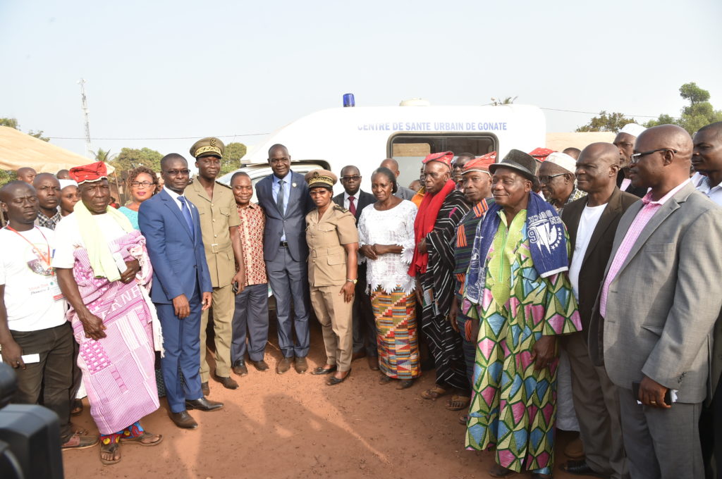The First Lady, Dominique Ouattara, offers an ambulance to the Gonaté health center