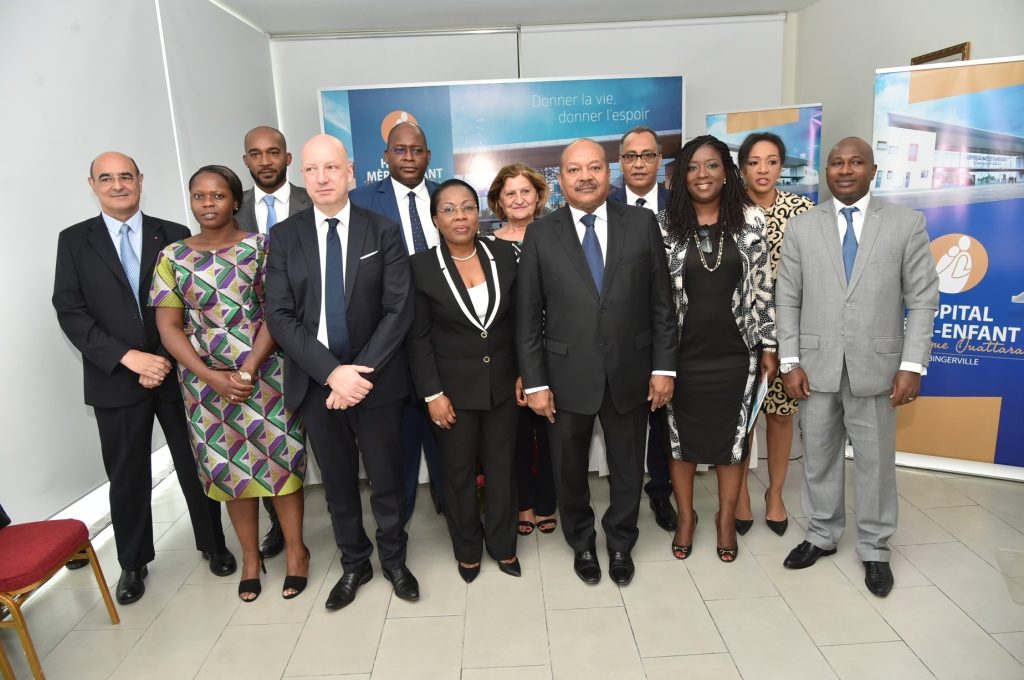 dominiuqe-ouattara-inauguration-de-l-hme-de-bingerville.jpg